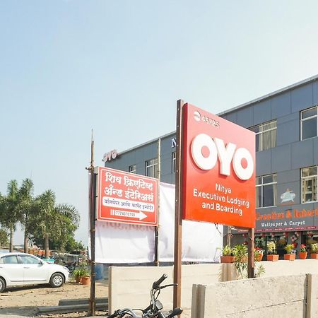 Hotel O Nitya Executive Phursungi Esterno foto