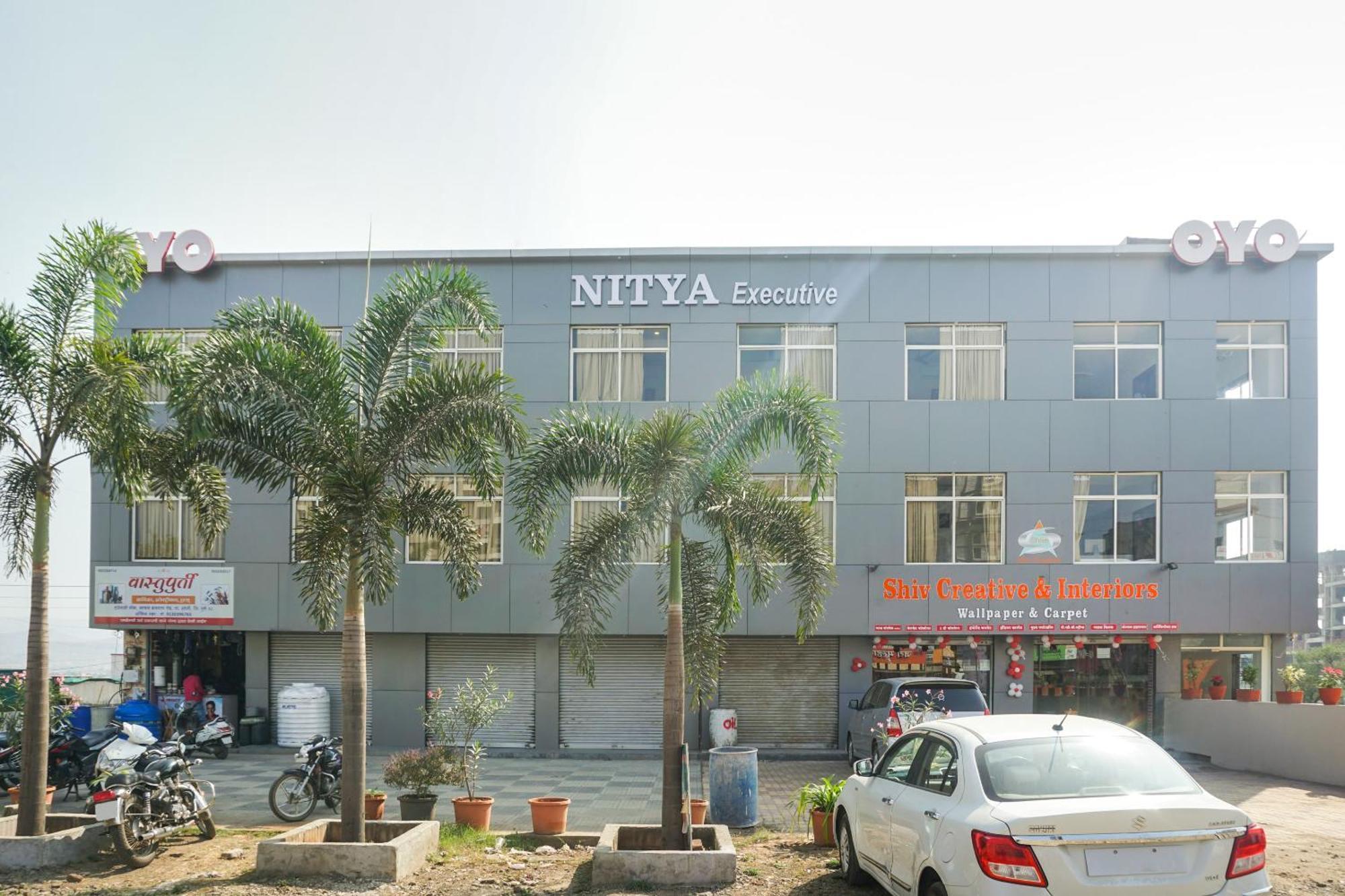 Hotel O Nitya Executive Phursungi Esterno foto